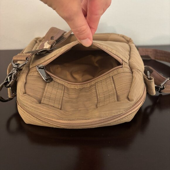 Lug Flapper Light Gold Tan Quilted Nylon Camo Strap Convertible Crossbody - Picture 11 of 15